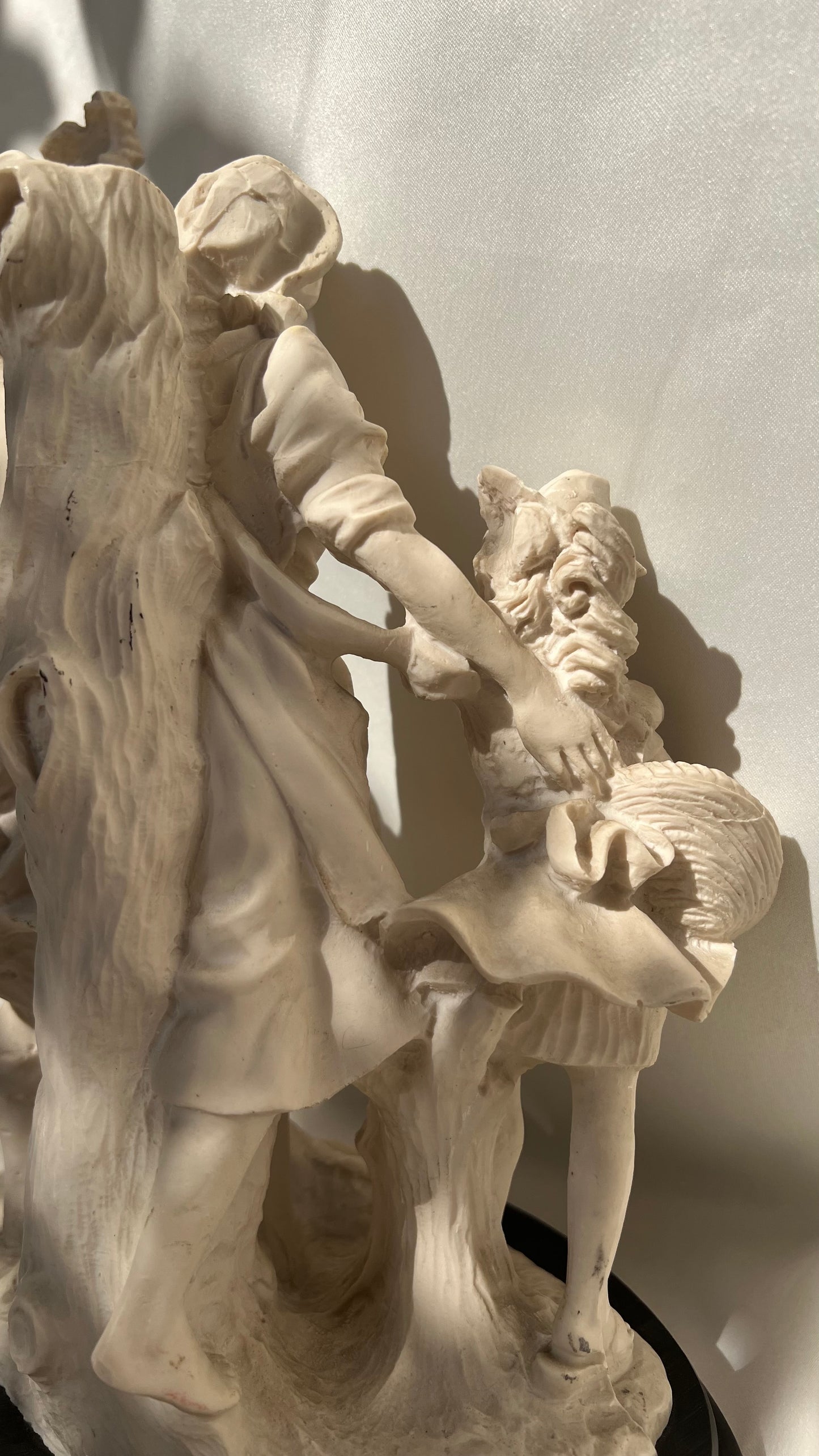 Ancient European statue | פסל אירופאי עתיק