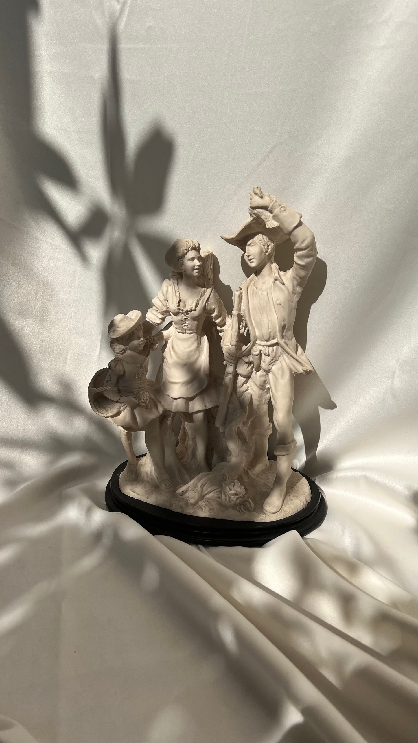 Ancient European statue | פסל אירופאי עתיק