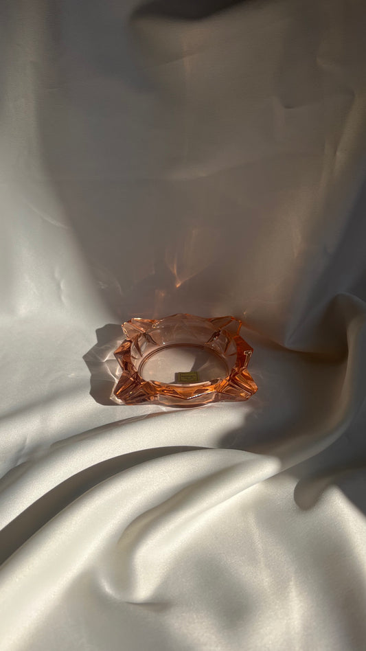 French pink ashtray | מאפרה צרפתית ורודה