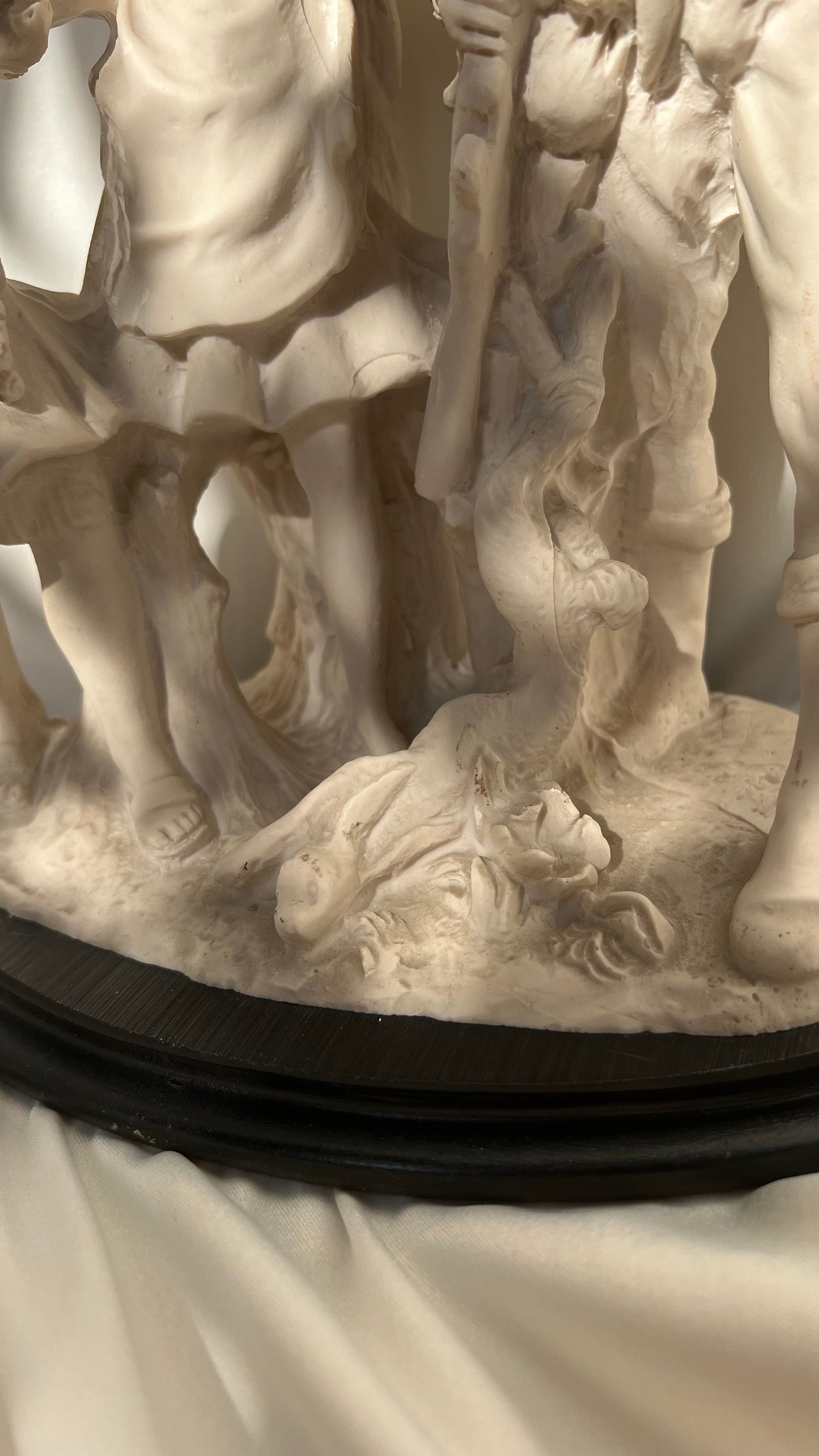 Ancient European statue | פסל אירופאי עתיק