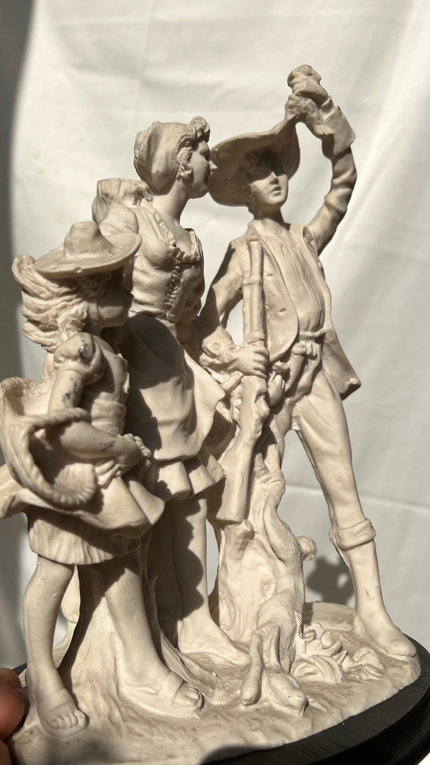 Ancient European statue | פסל אירופאי עתיק