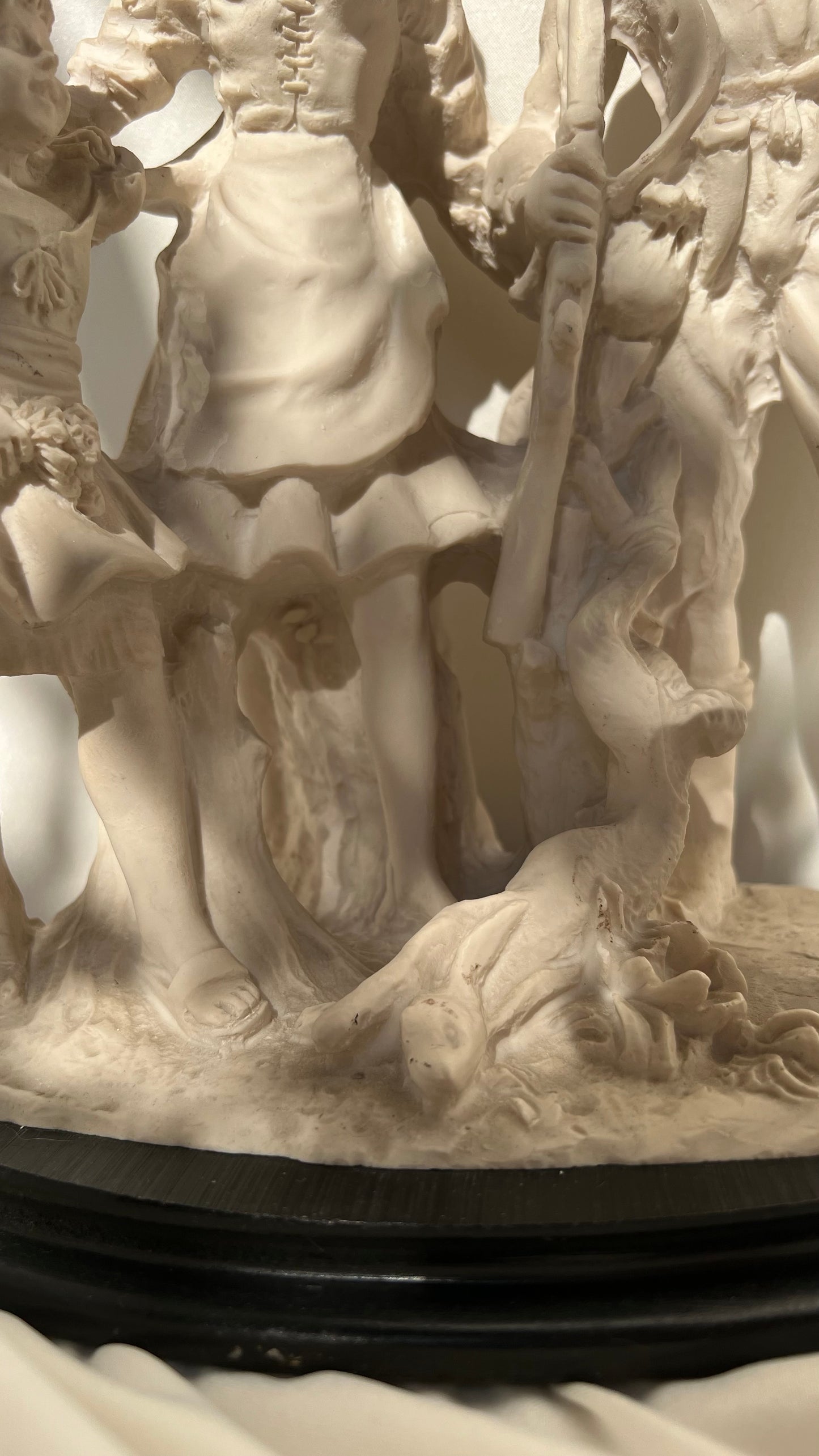 Ancient European statue | פסל אירופאי עתיק