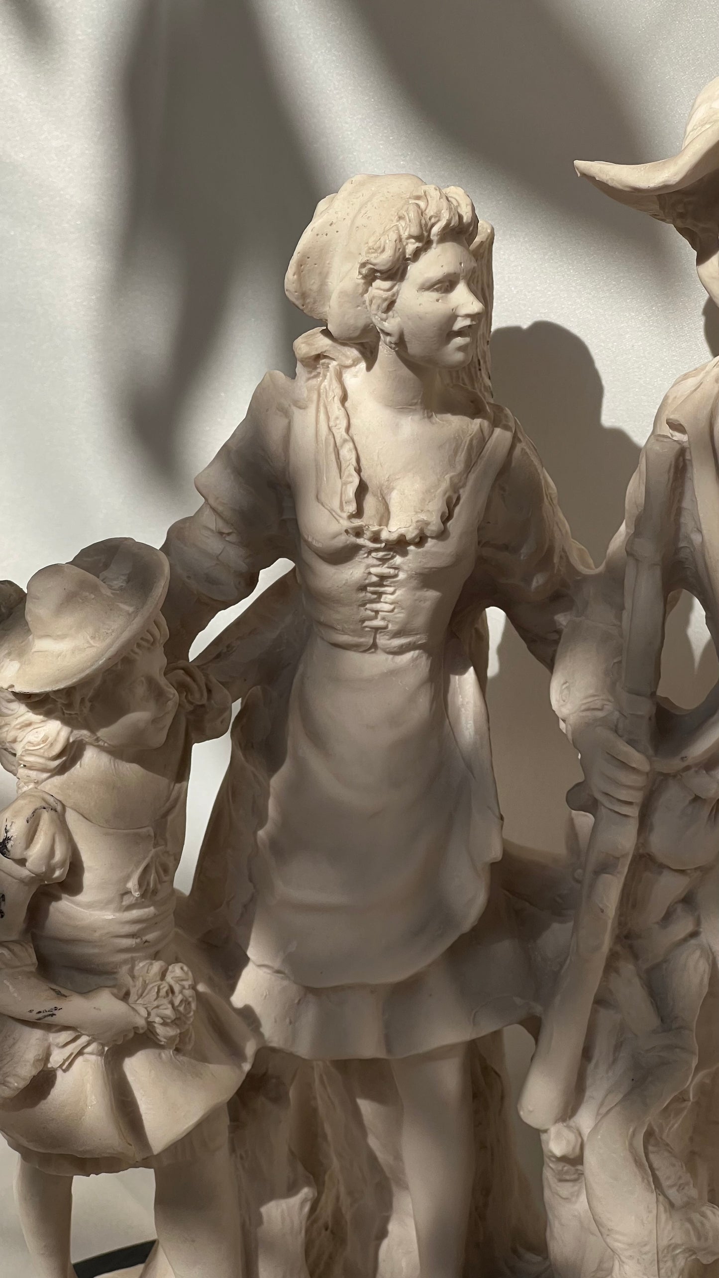 Ancient European statue | פסל אירופאי עתיק