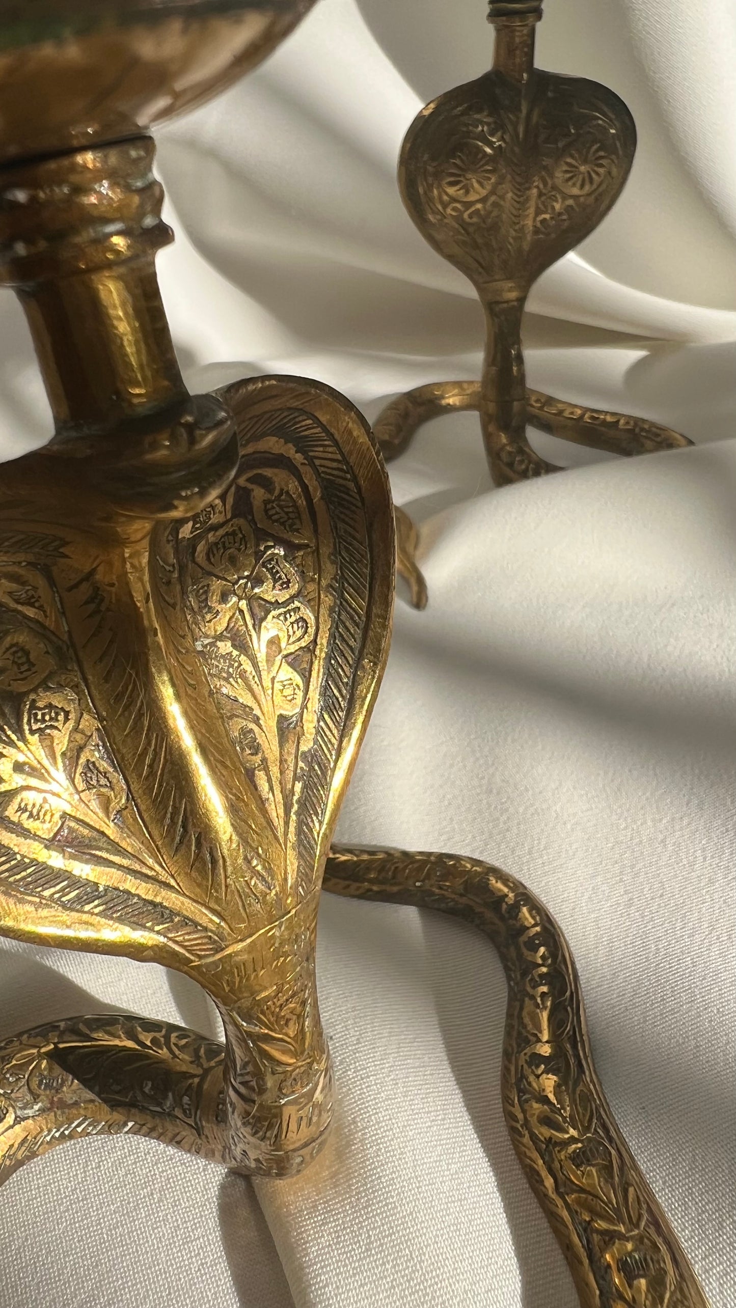Cobra candlesticks | פמוטי קוברה