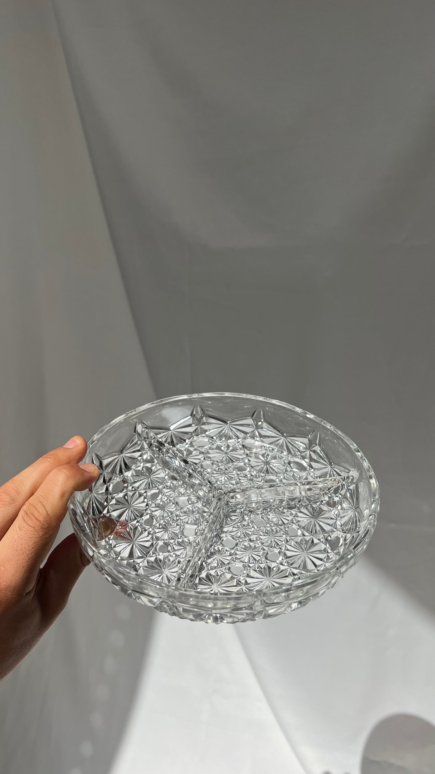 A dividing crystal bowl | קערת חלוקה מעוצבת