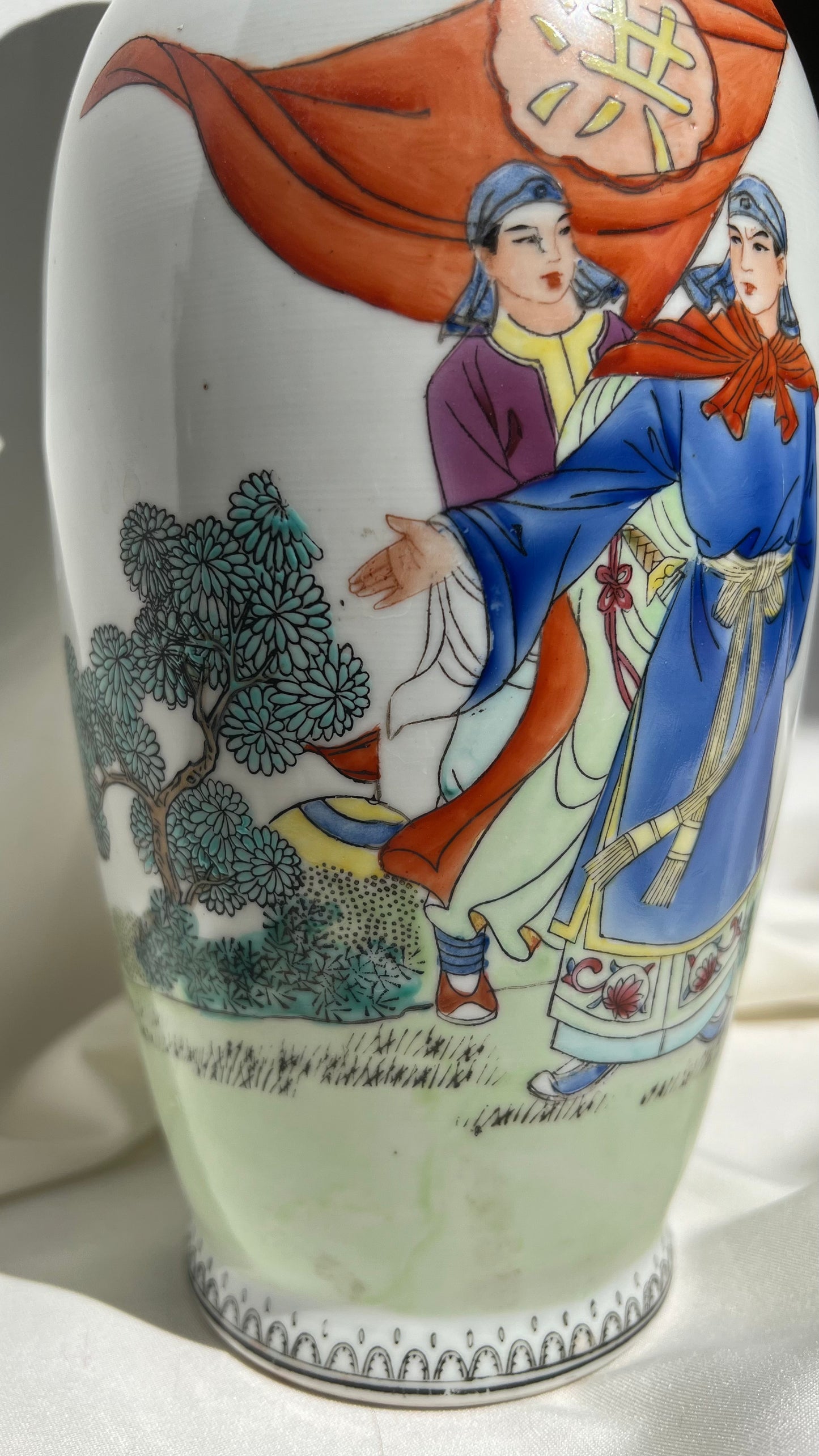 Chinese vase | אגרטל סיני