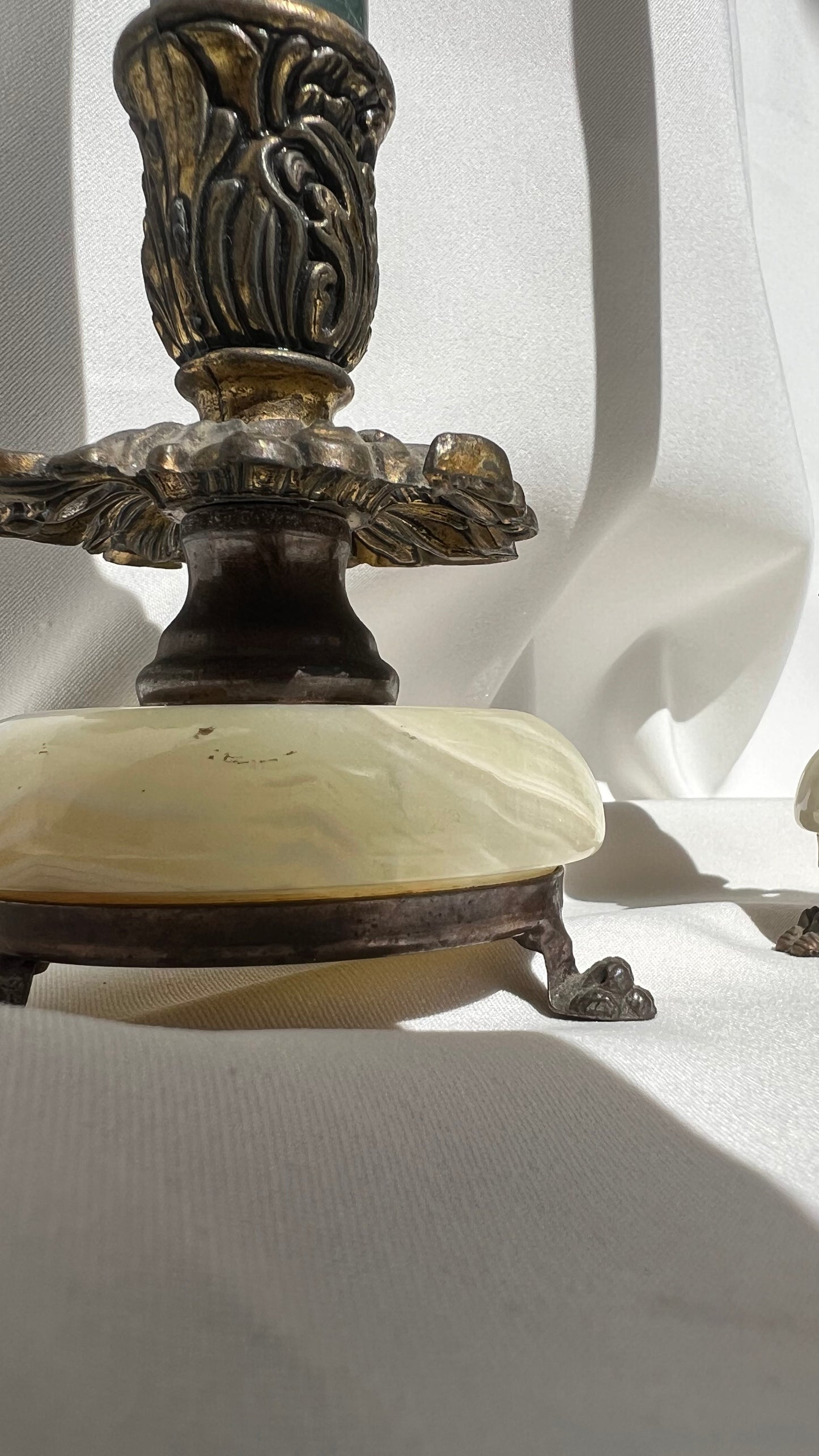Onyx candlesticks | פמוטי אוניקס