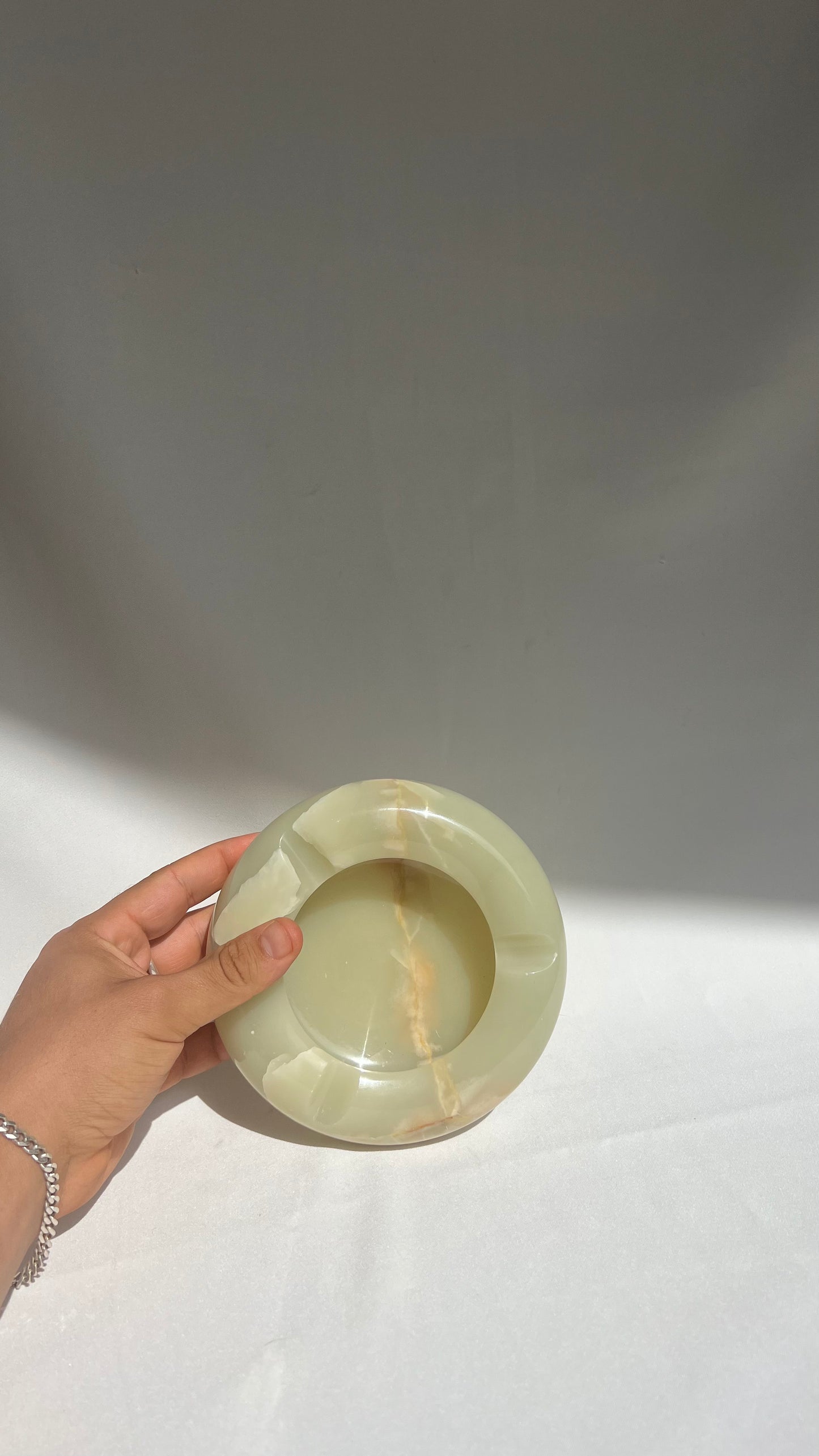 Large onyx ashtray | מאפרת אוניקס גדולה