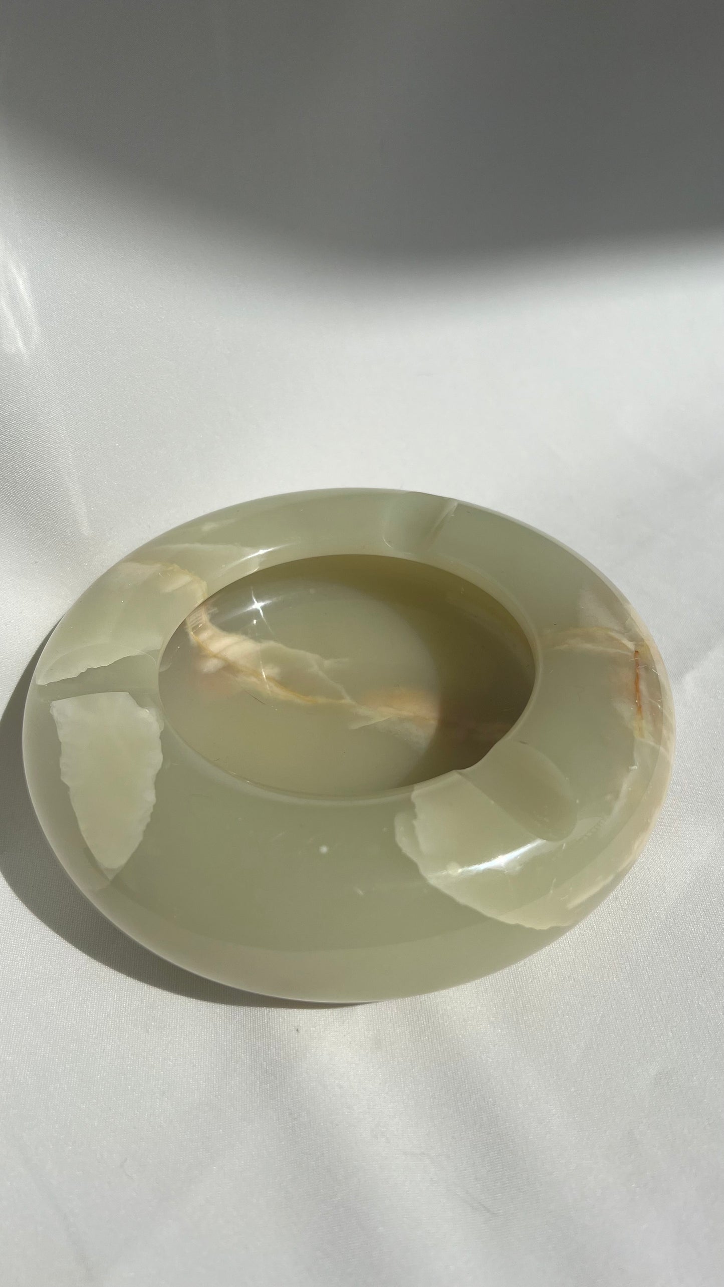 Large onyx ashtray | מאפרת אוניקס גדולה