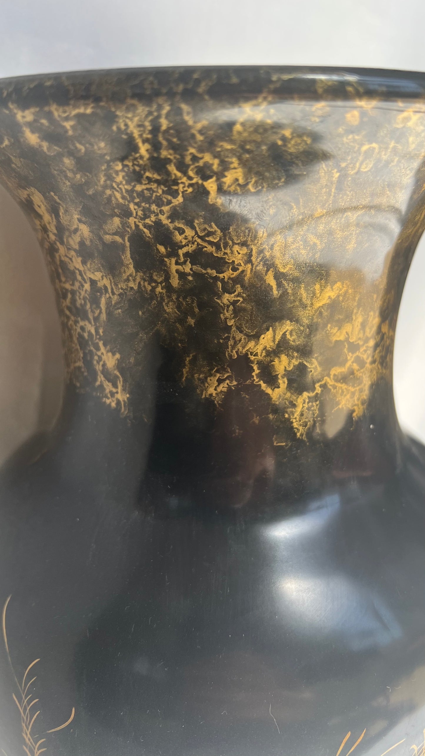 Vietnamese vase | אגרטל וייטנאמי