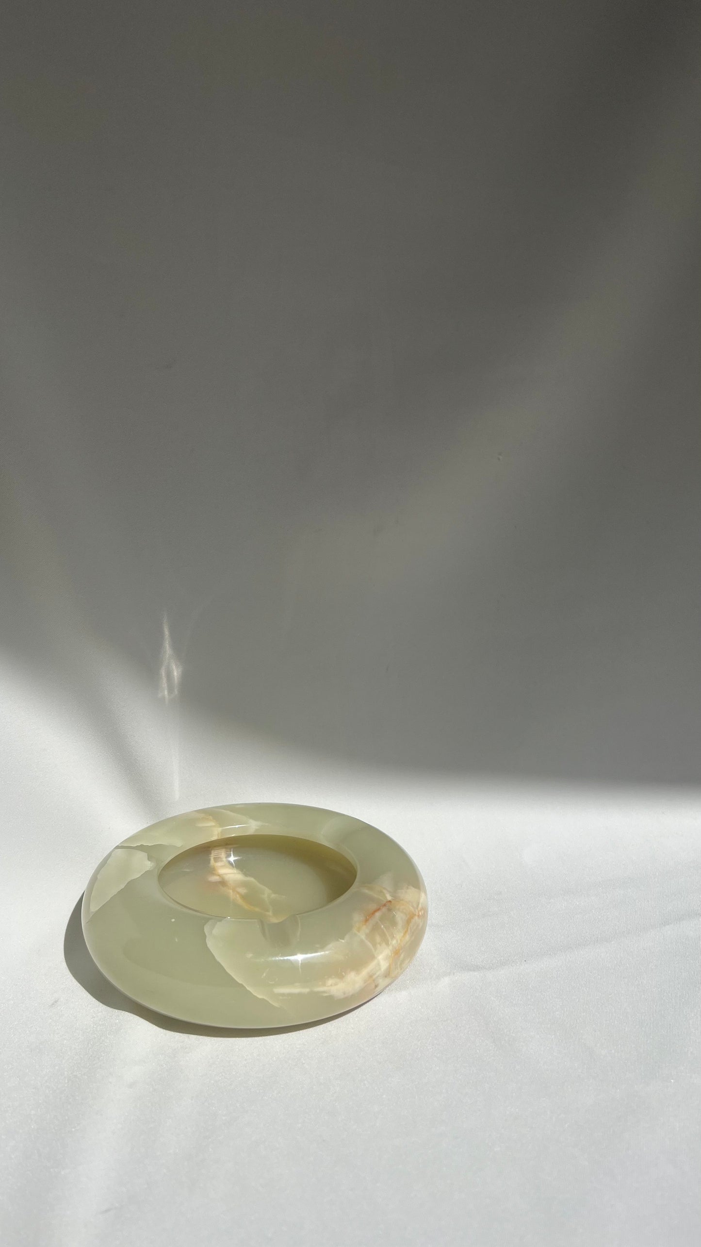 Large onyx ashtray | מאפרת אוניקס גדולה
