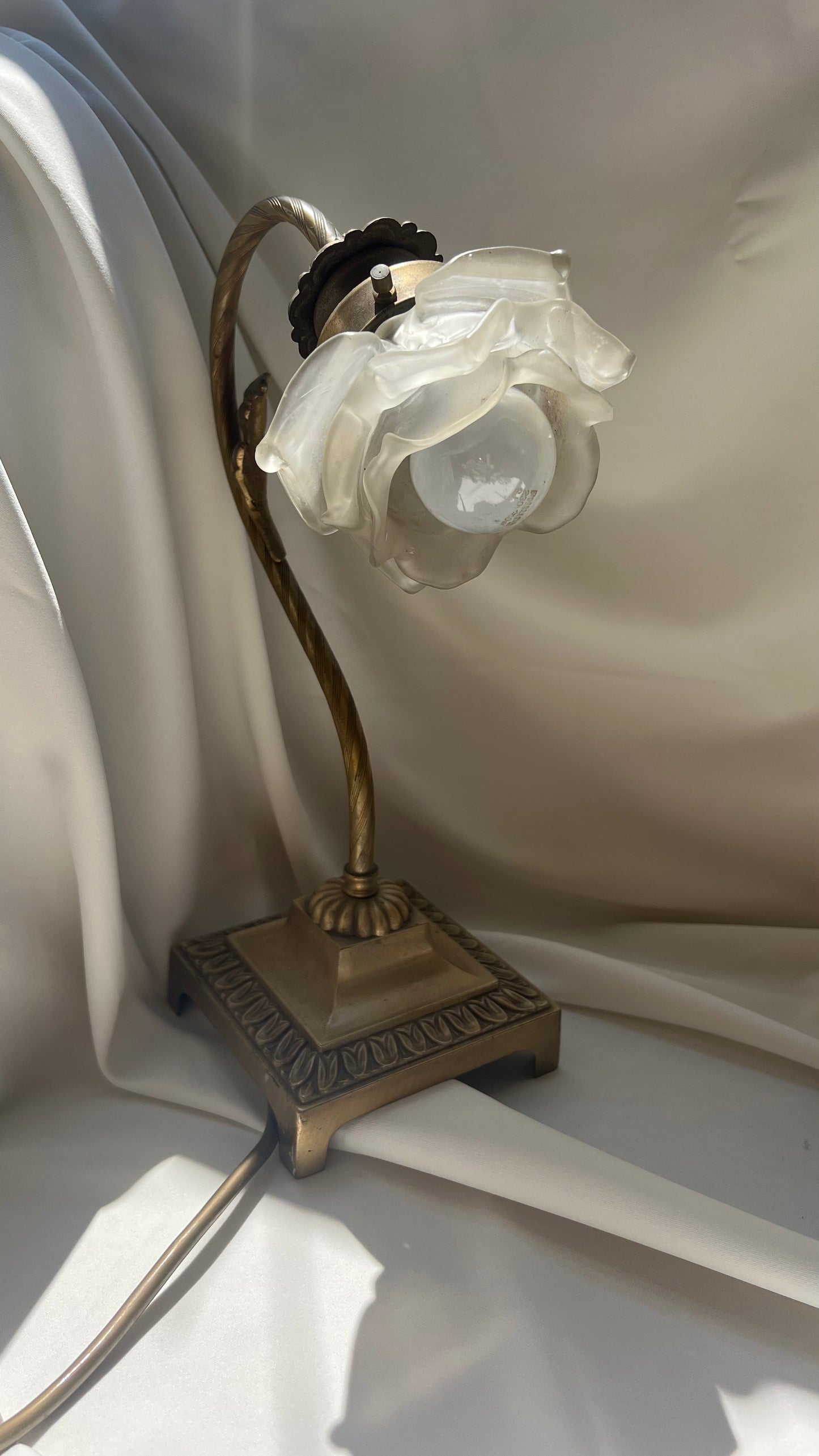 flower lamp | מנורת פרח