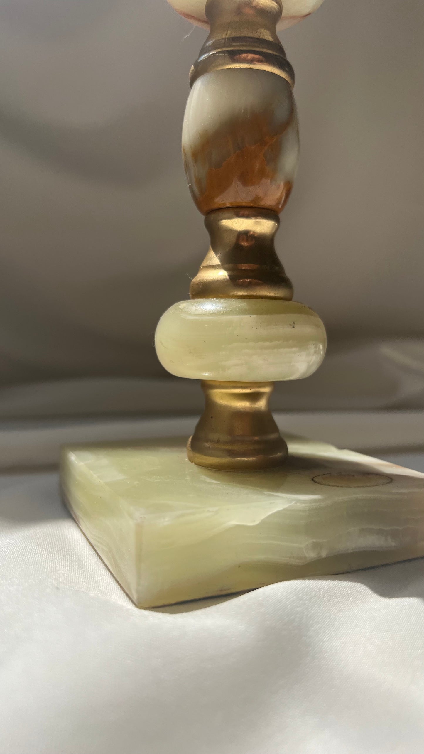 Pakistani onyx candlestick | פמוט אוניקס פקיסטני