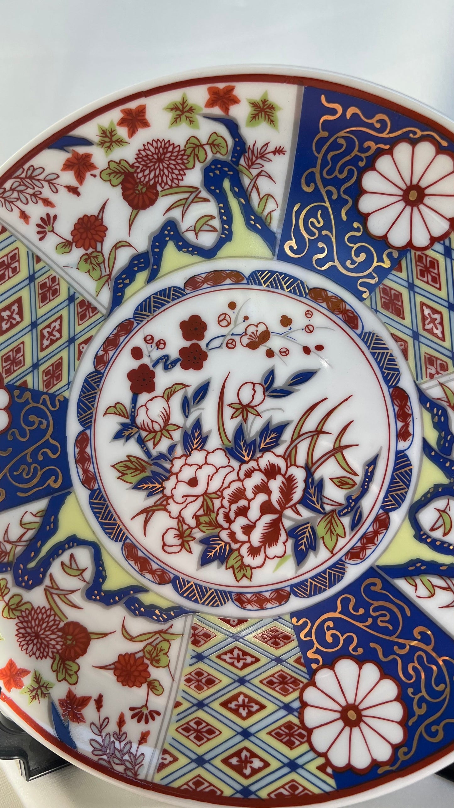 Decorative Plate with Stand | צלחת נוי עם מעמד