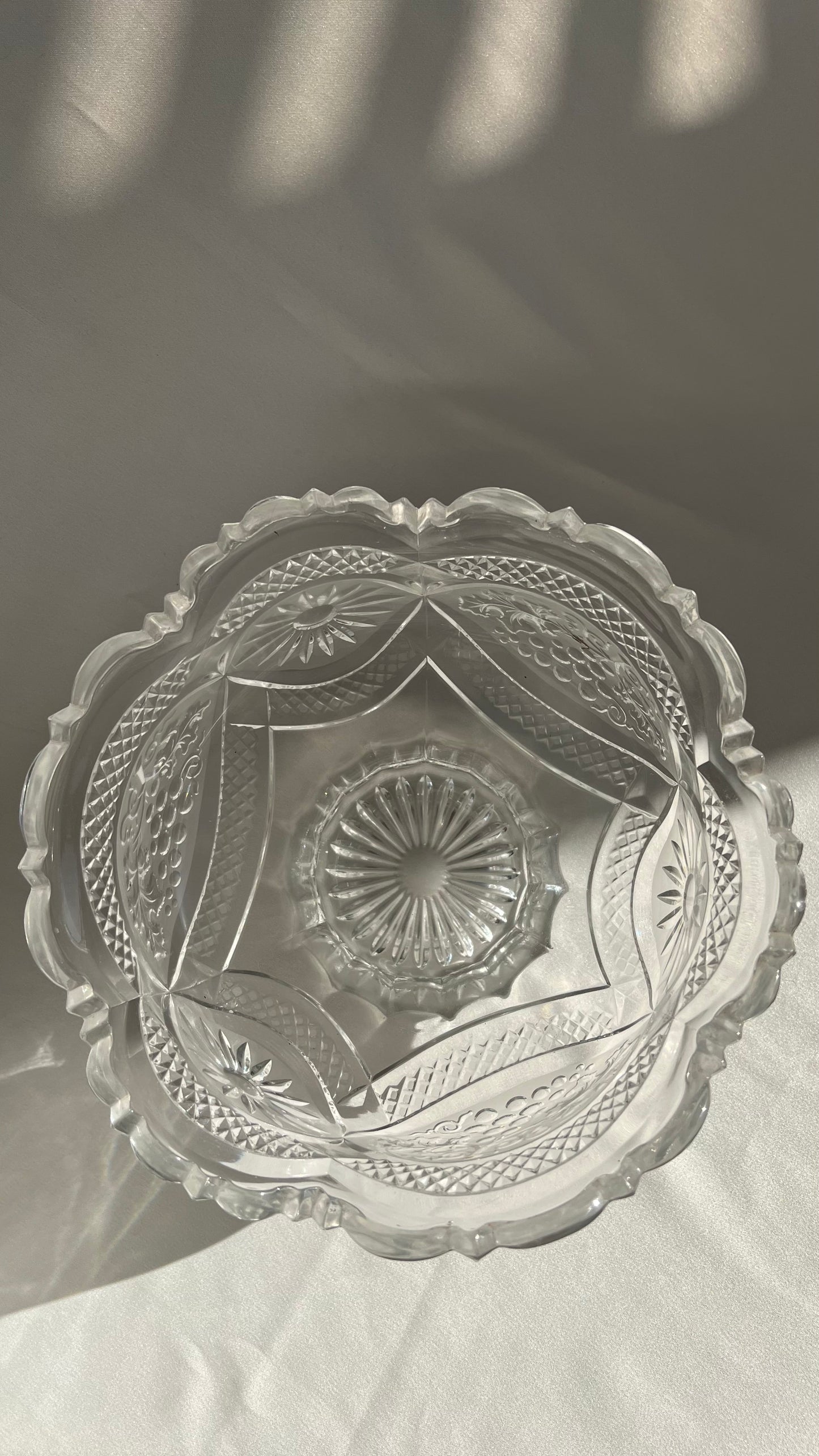 Crystal bowl | קערת קריסטל