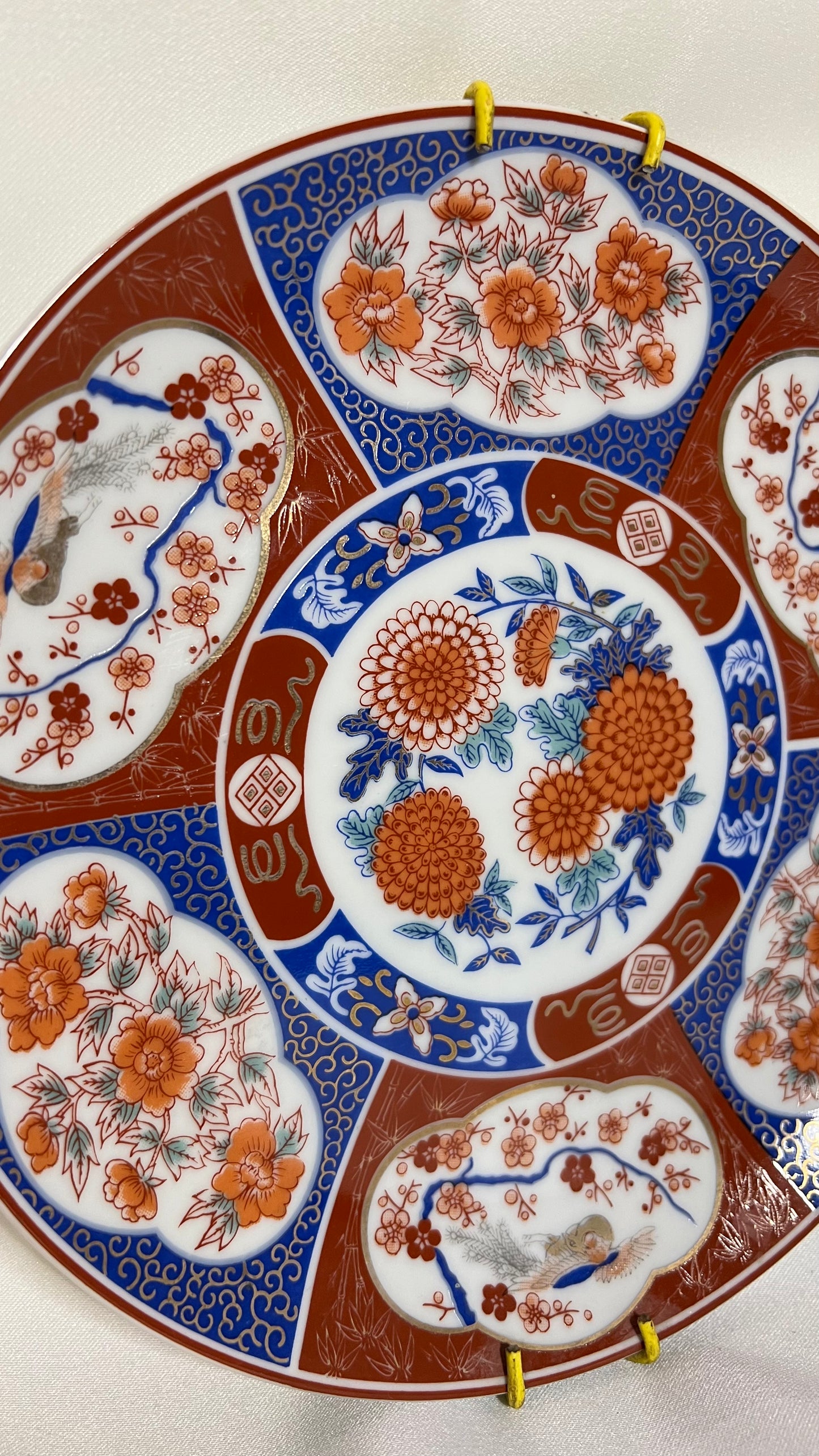 Imari hanging plate | צלחת אימרי לתלייה