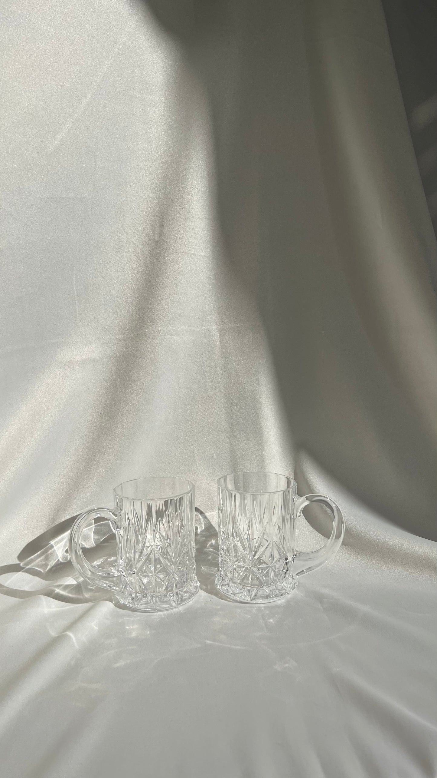 Two Crystal Glasses | זוג כוסות קריסטל