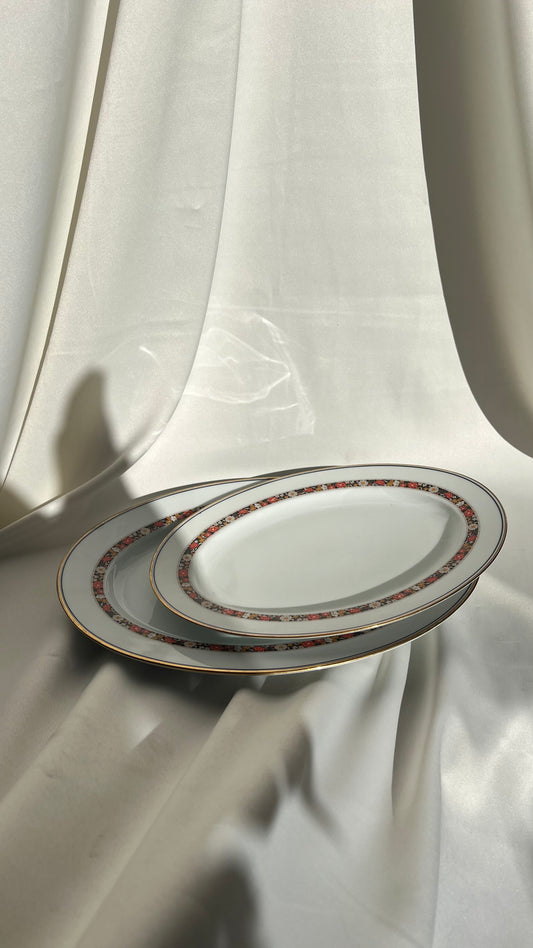 Japanese serving plates | צלחות הגשה יפניות