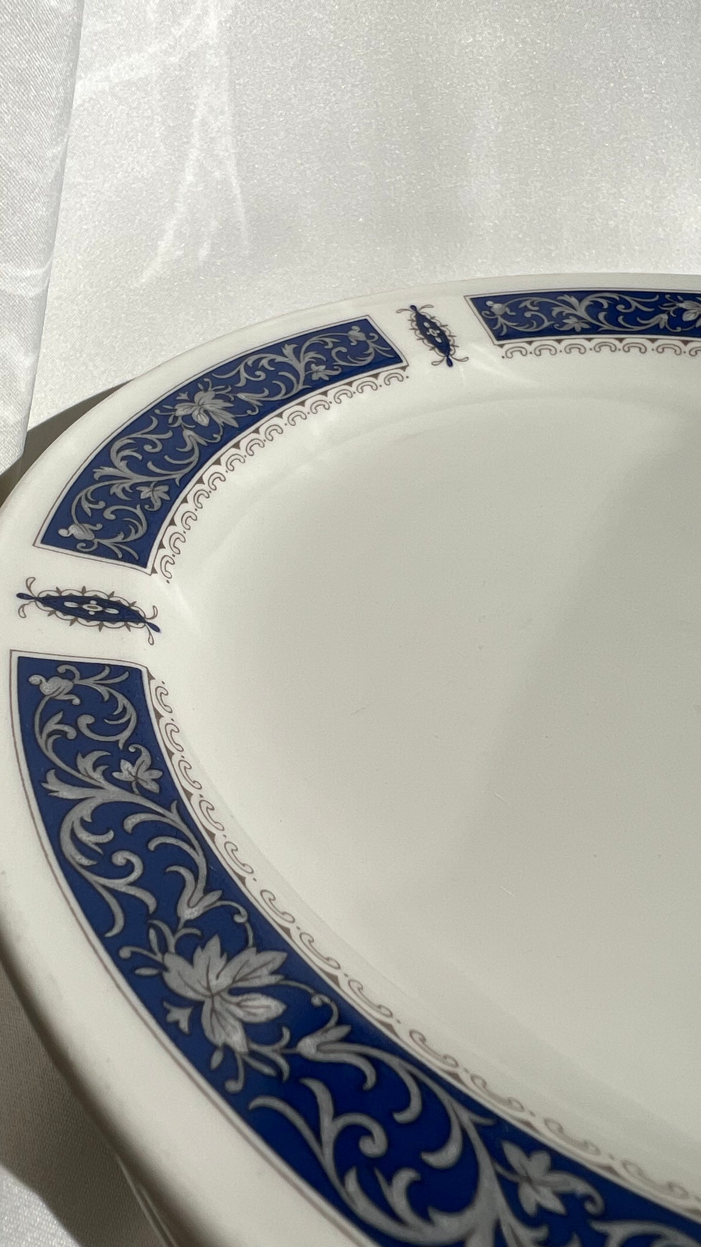 צלחות בוטיק אנגליות | English boutique plates