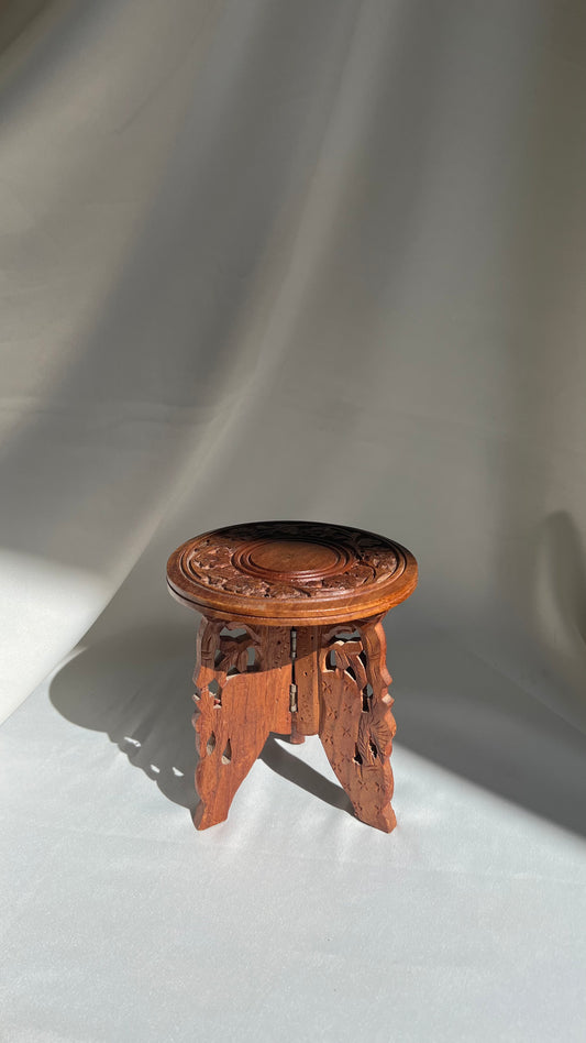 Small Wooden Stool | שרפרף עץ קטן