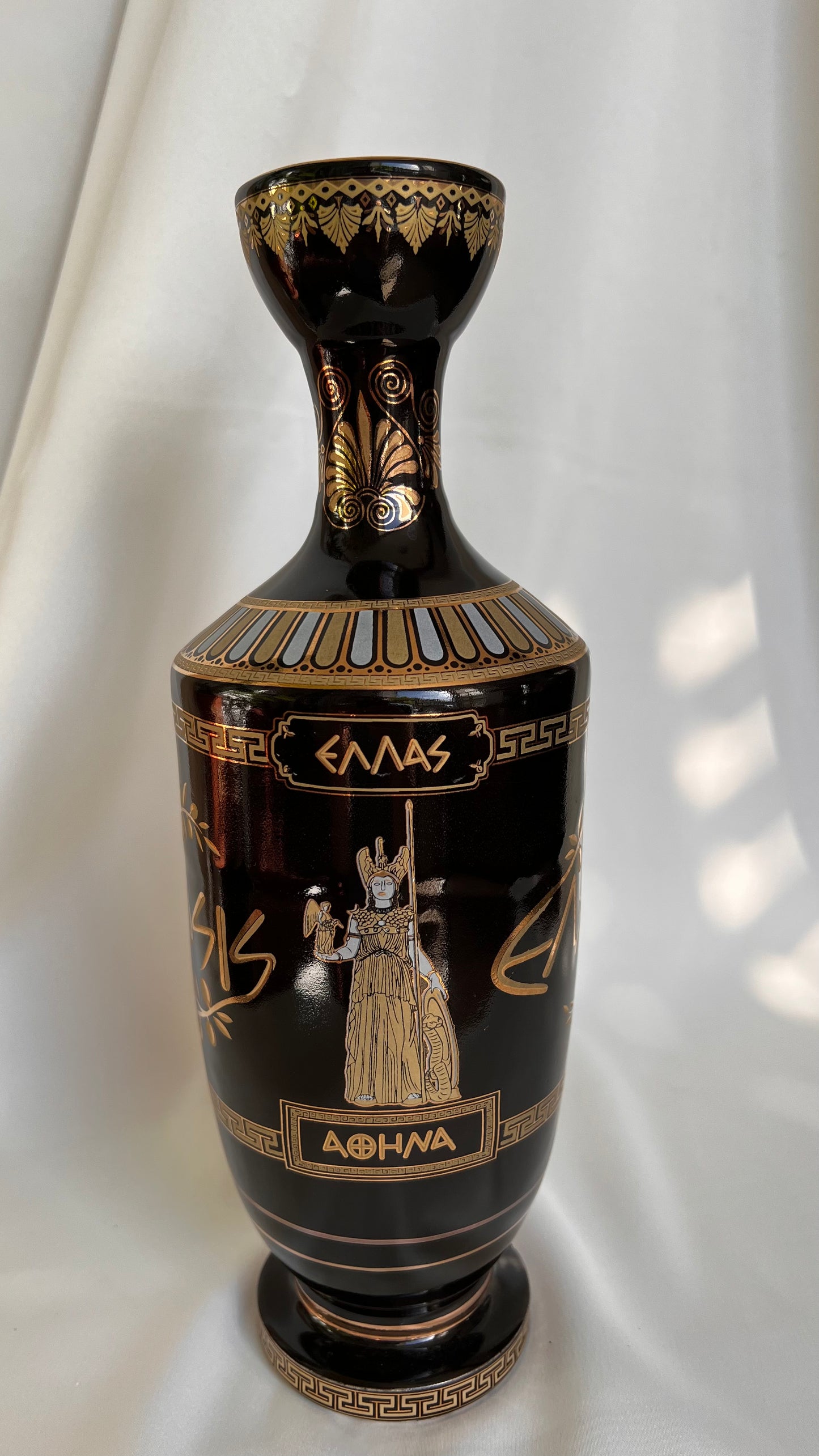 Greek drinking pitcher | כד שתייה יווני