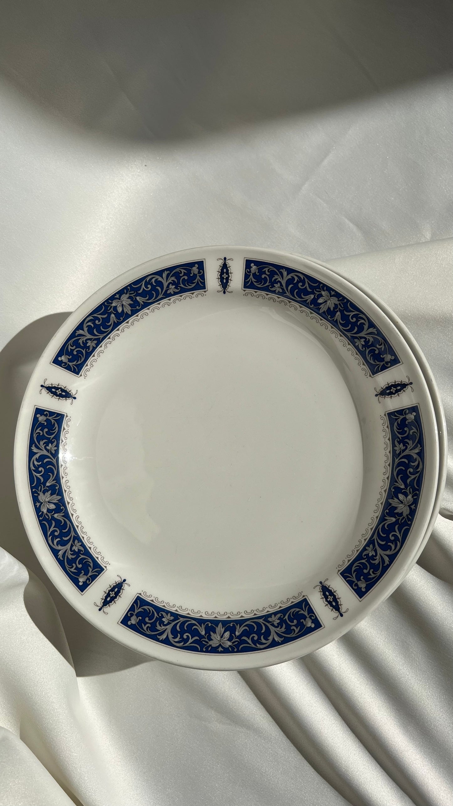 צלחות בוטיק אנגליות | English boutique plates