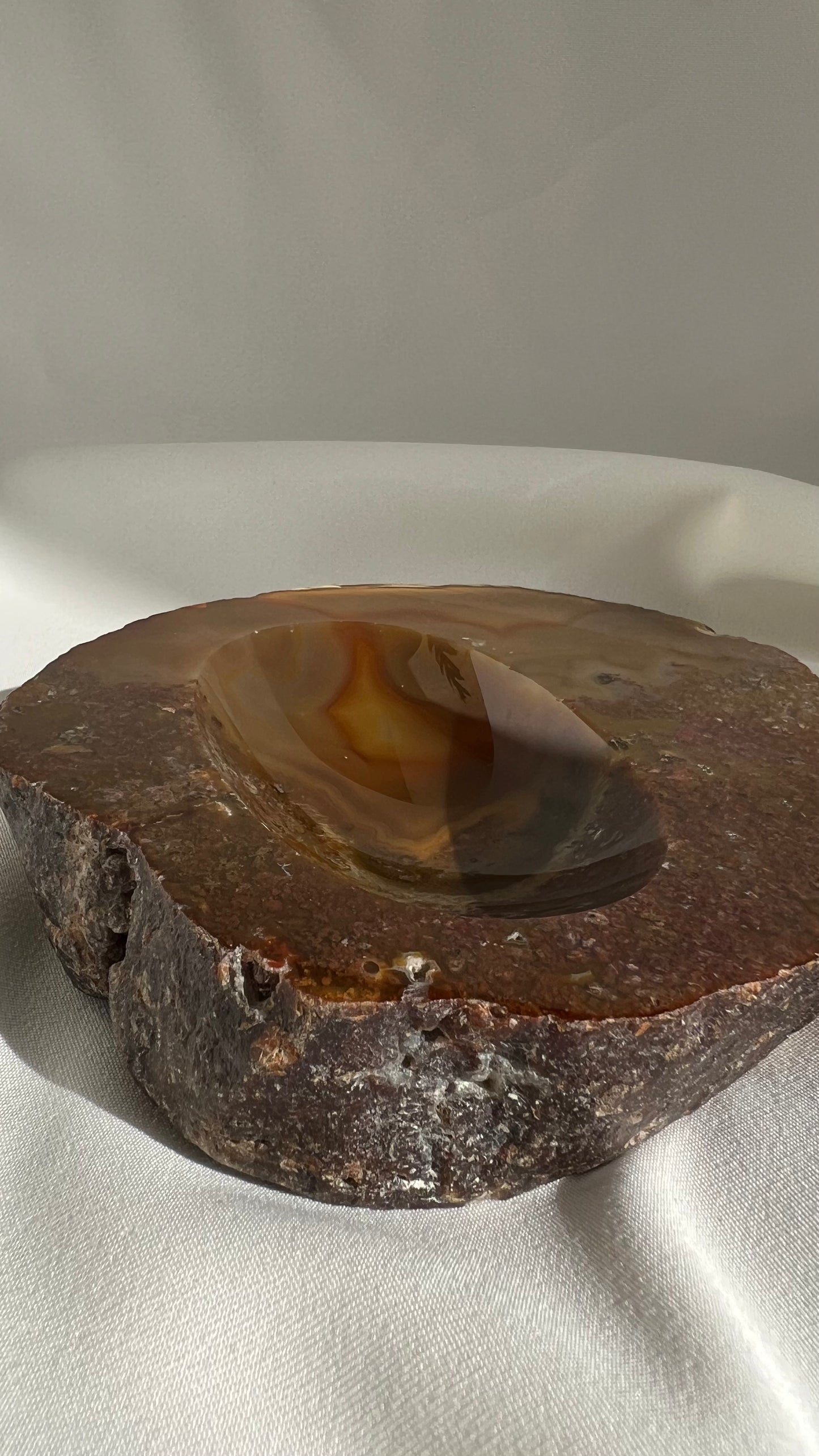 Agate crystal ashtray | מאפרת קריסטל אגת