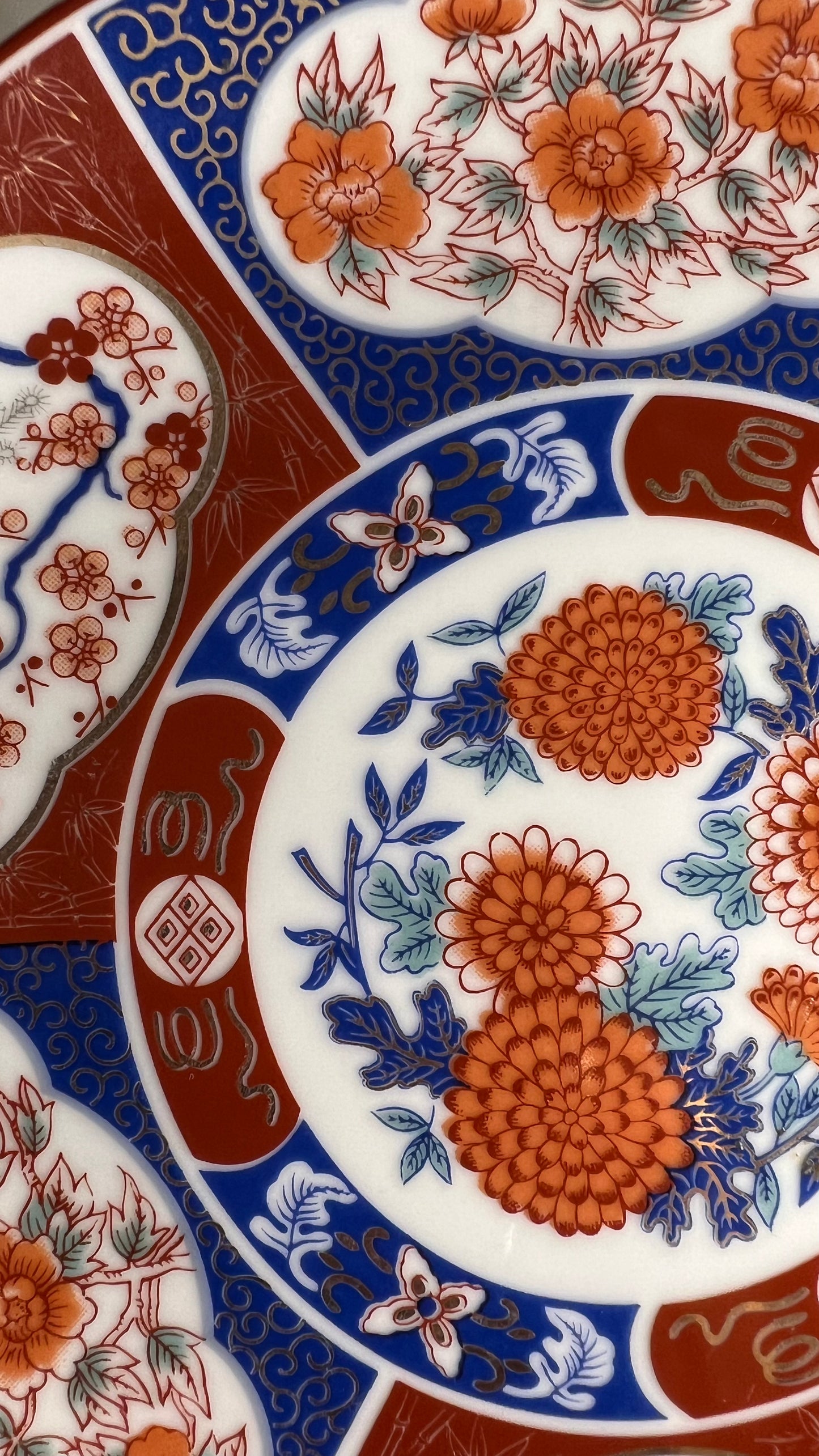 Imari hanging plate | צלחת אימרי לתלייה