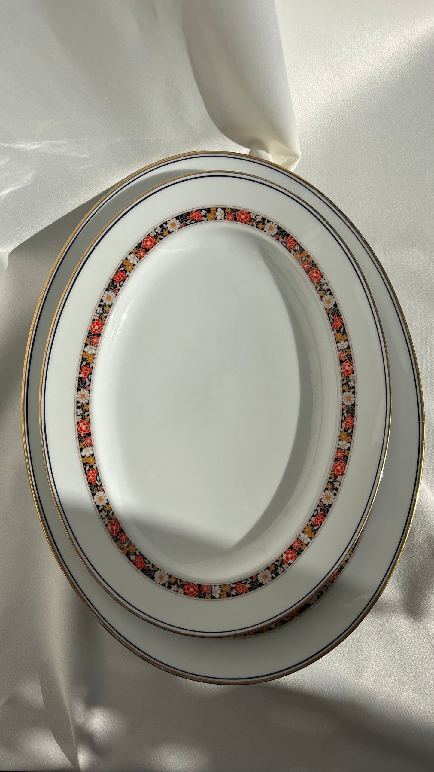 Japanese serving plates | צלחות הגשה יפניות