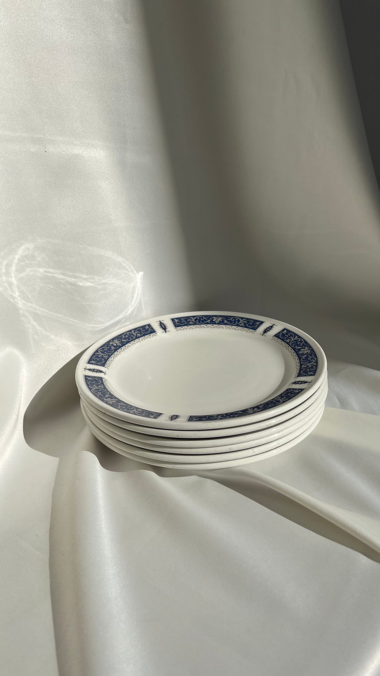 צלחות בוטיק אנגליות | English boutique plates