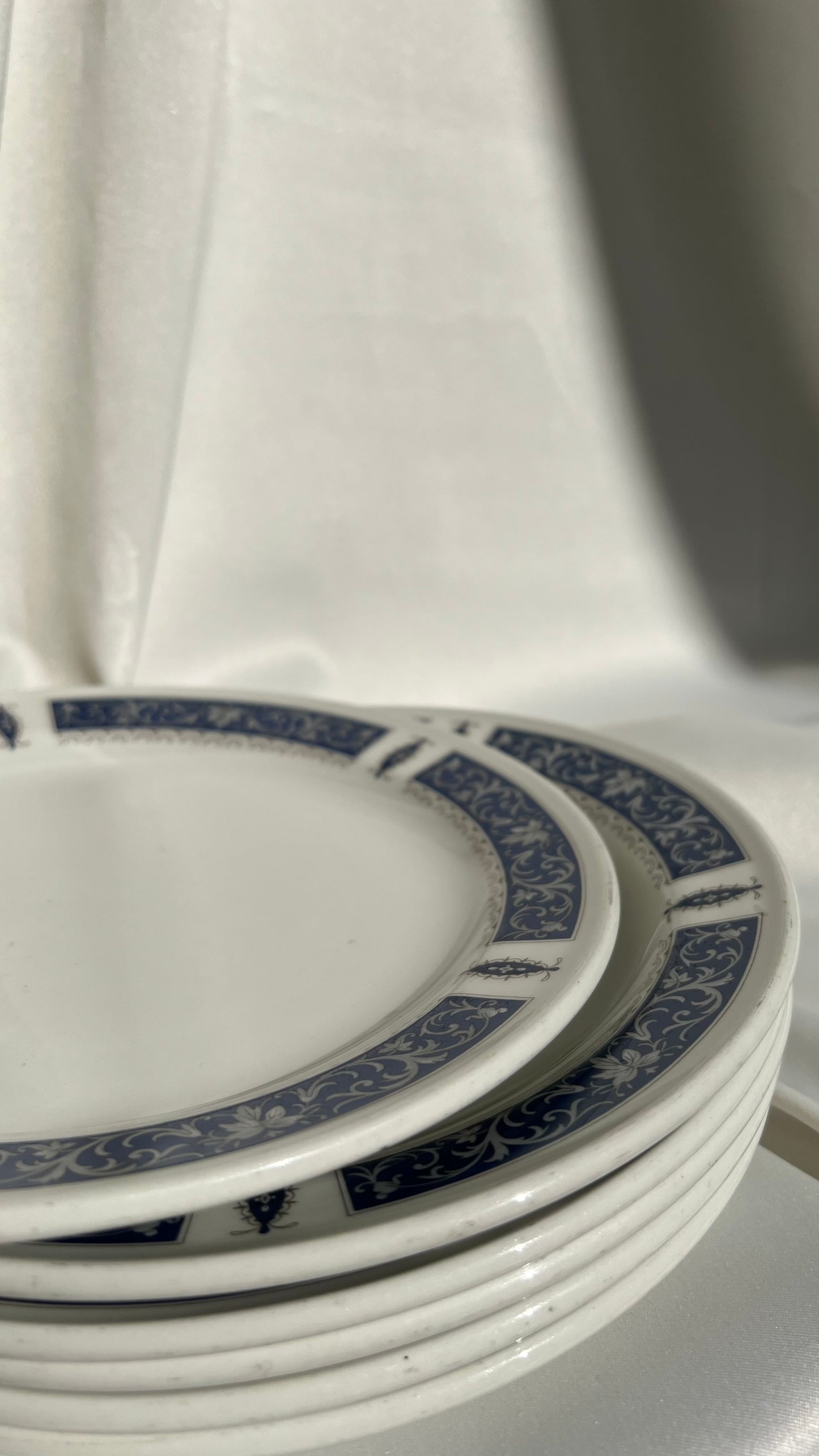 צלחות בוטיק אנגליות | English boutique plates