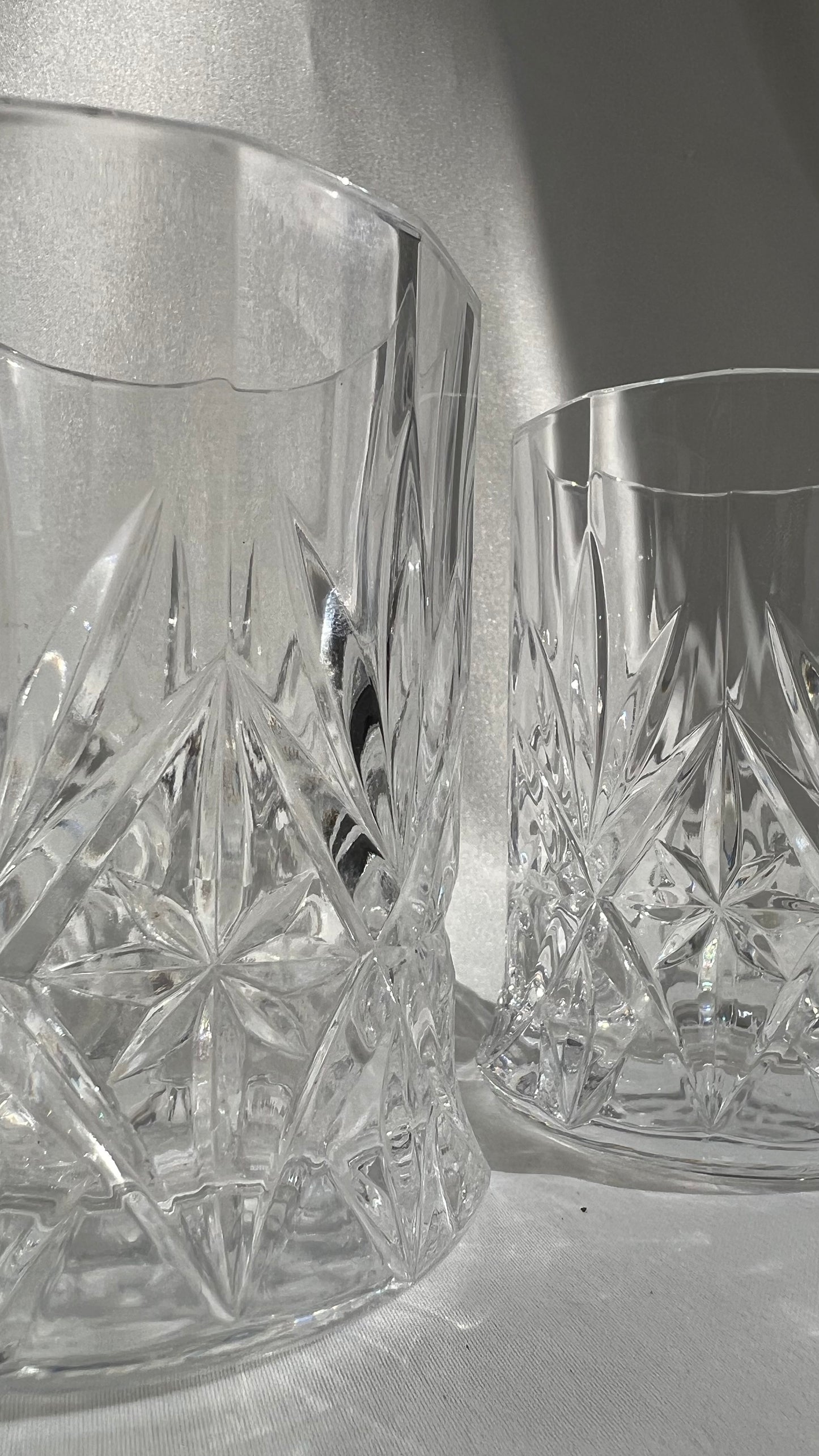 Two Crystal Glasses | זוג כוסות קריסטל