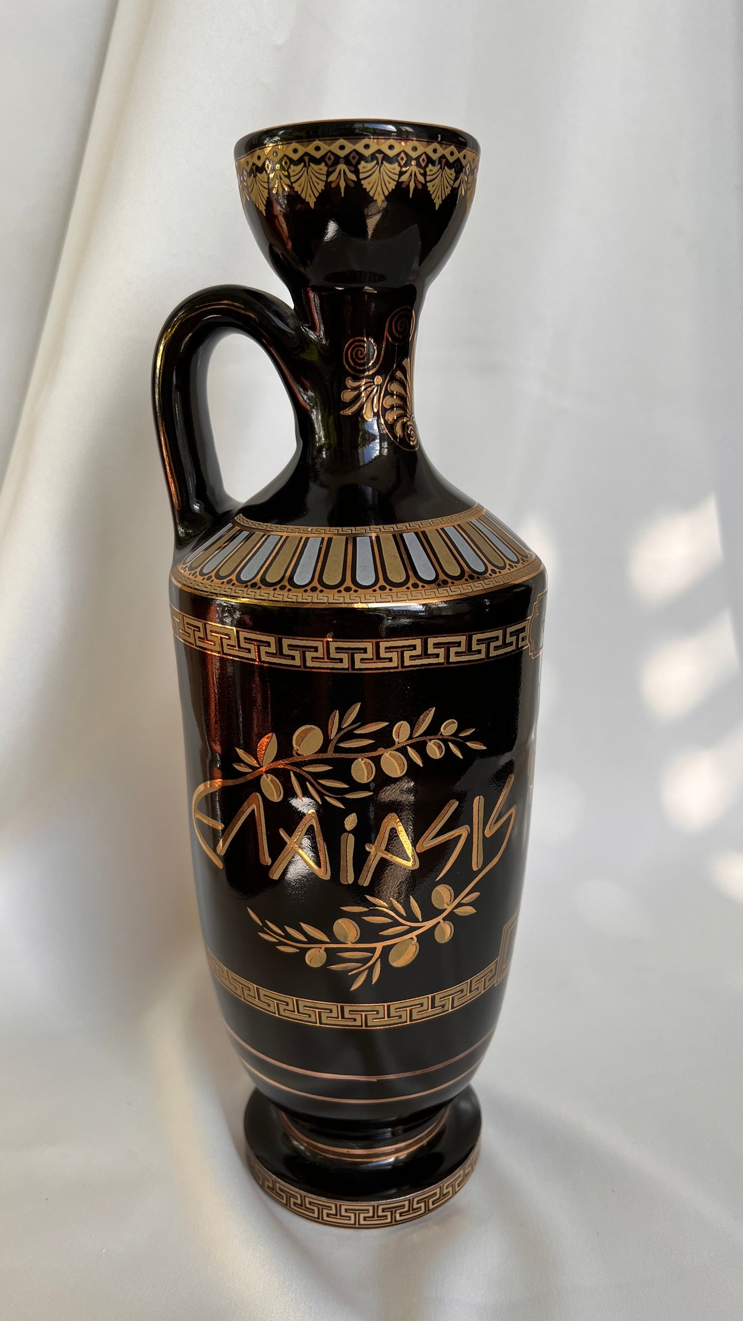Greek drinking pitcher | כד שתייה יווני